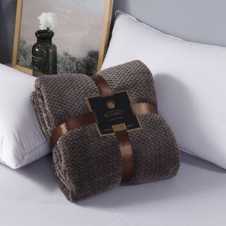 Buy coffee Beibeirong mesh pineapple sofa leisure blanket