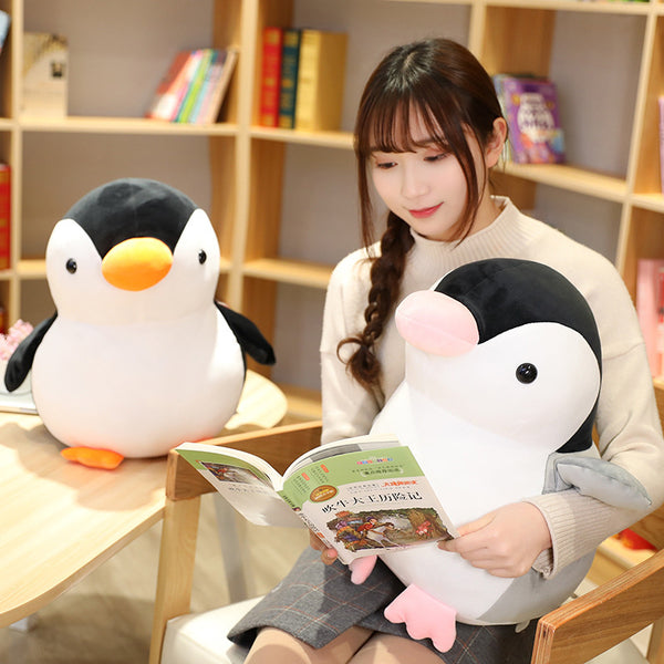 Penguin plush toy