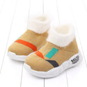 Flying knit girls sneakers