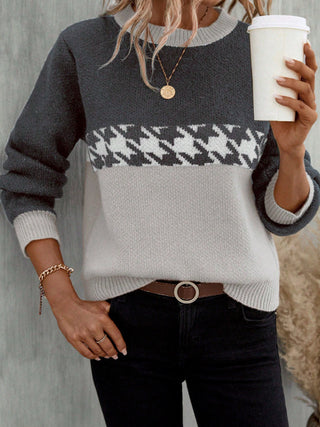 Buy light-gray Contrast Color Pullover Round Neck Knitted Sweater Fashion Geometry Pattern