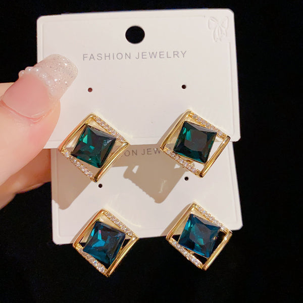 Online Influencer Fashion Temperament Rhombus Zircon Stud Earrings