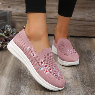 Women Flowers Embroidery Shoes