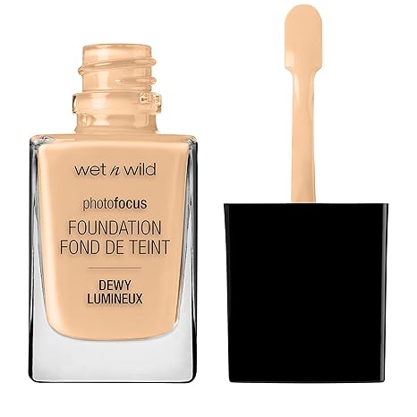wet n wild Photo Focus Dewy Liquid Foundation Makeup, Soft Beige Main image