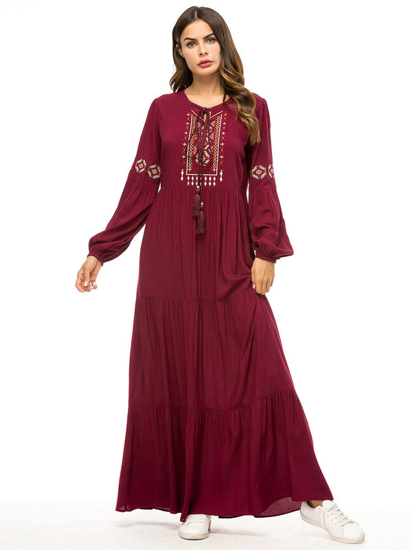 Simple embroidered robe dress