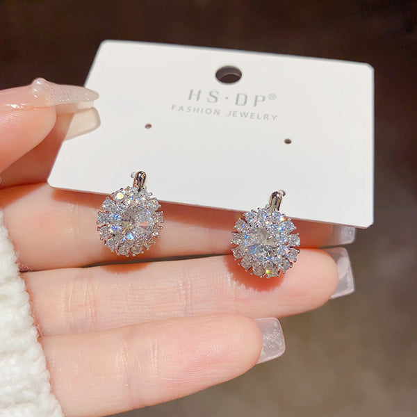 Super Shiny Small And Versatile Earrings