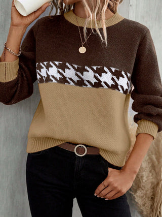 Buy khaki Contrast Color Pullover Round Neck Knitted Sweater Fashion Geometry Pattern