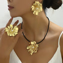 Retro Simple Flower Earrings And Necklace Set