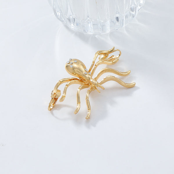 Exaggerated Alloy Gold Spider Pendant Necklace