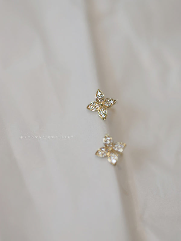 Female S925 Silver Plating 14K Flower Modelling Earrings