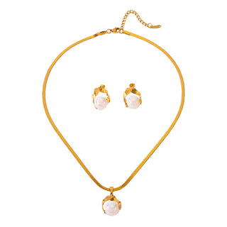 Fashion Lady Pearl Earings Set