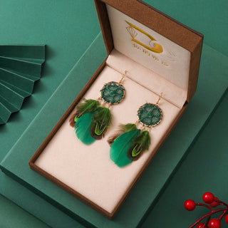 Buy dc13462-green Women&#39;s Casual Versatile Feather Earrings