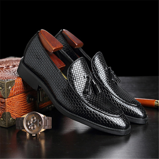 Buy black Men Flat Heel Loafers Shoes