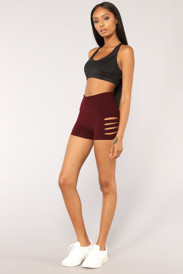 High-waist Striped Hole High Elastic Shorts