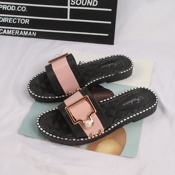 Women Pearl Buckle Flat Sandals