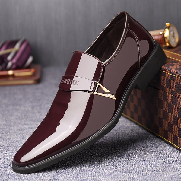 Men Shiny Leather Pointed Toe Loafers