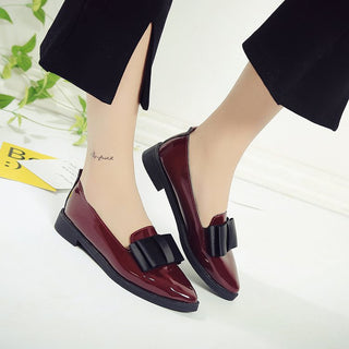 Women's Solid Color Pointed Flat Shoes