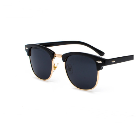 Unisex Classic Polarized Sunglasses