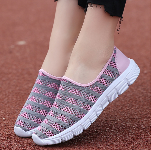 Women Woven Mesh Slip-on Sneakers