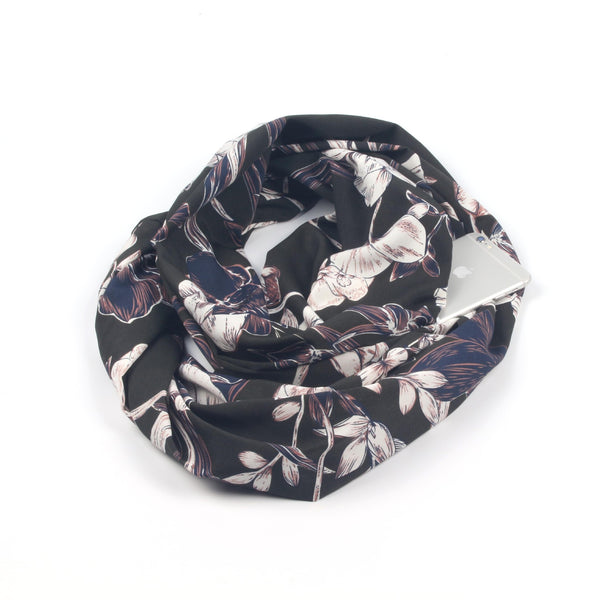 Women Ring-Printed Infinity Scarf