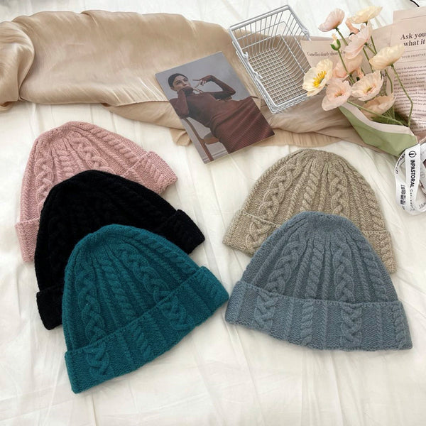 Women Thick Twist-Pattern Wool Hat