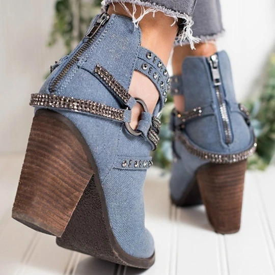 Women Versatile Low-barrel Rivet Boots