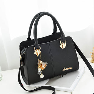 Buy black Metal Clipped Shoulder and Handbag