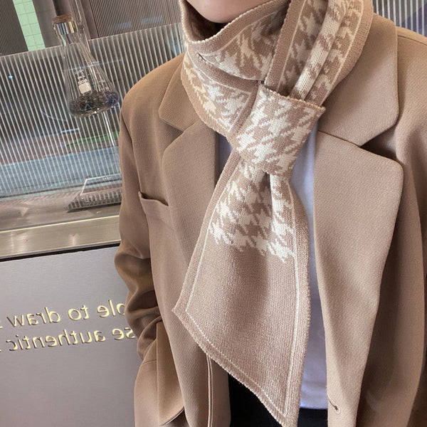 Woolen Plain Weave Jacquard Scarves